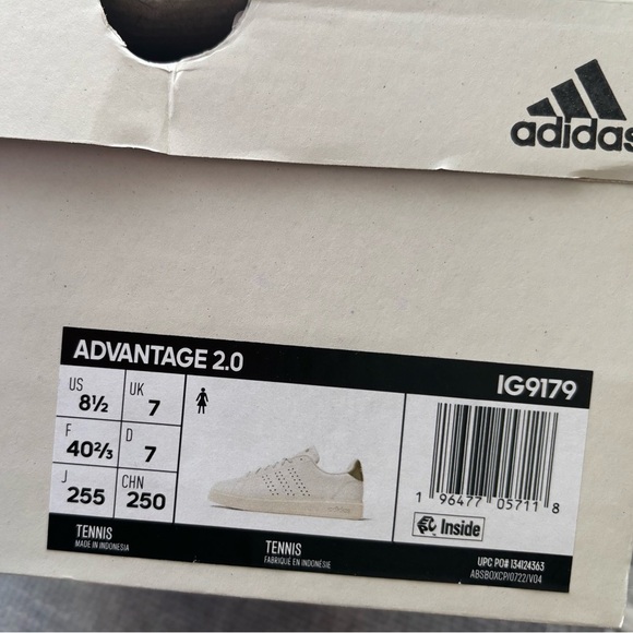 Brand new Adidas Advantage 2.0 Sneakers 8.5 β with tag on and original box ! - Picture 4 of 11
